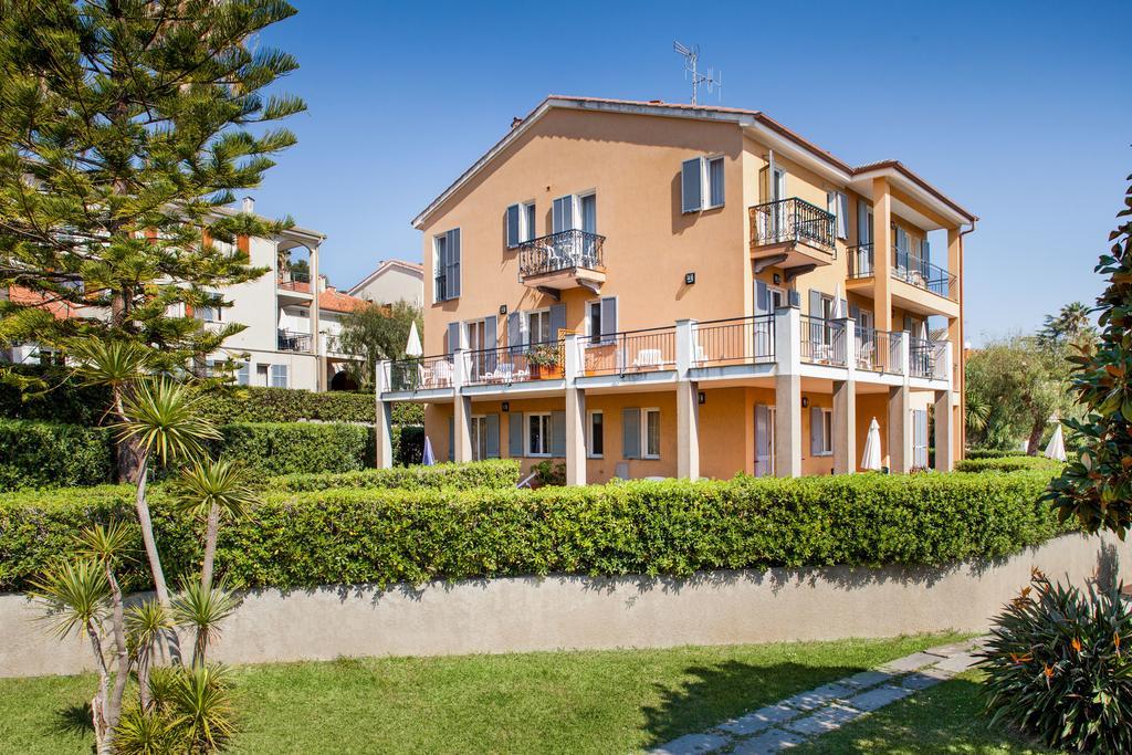 Il Borgo Della Rovere Сан-Бартоломео-аль-Маре Екстер'єр фото